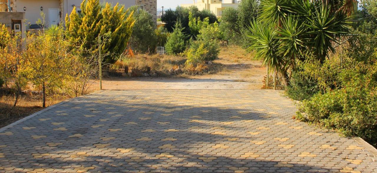 Katy'S Place Kalathas Exterior photo